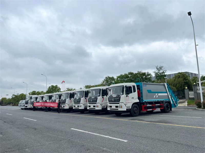 垃圾�? (8).jpg 垃圾�? (8).jpg